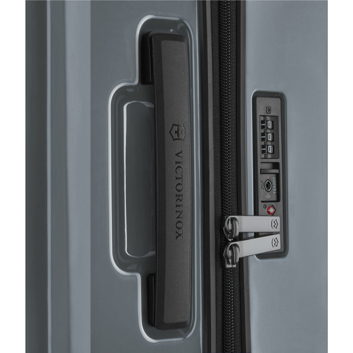 Victorinox Airox Ultra Light Polycarbonate Large Suitcase 98L