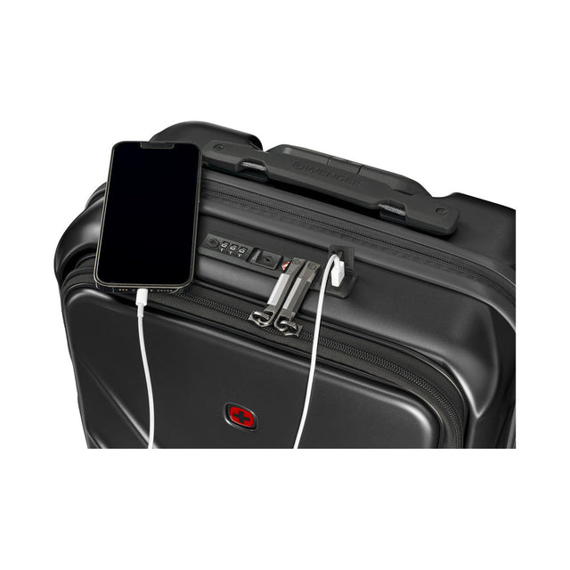 Wenger Amplix Luggage Set With USB Lock and Wheels