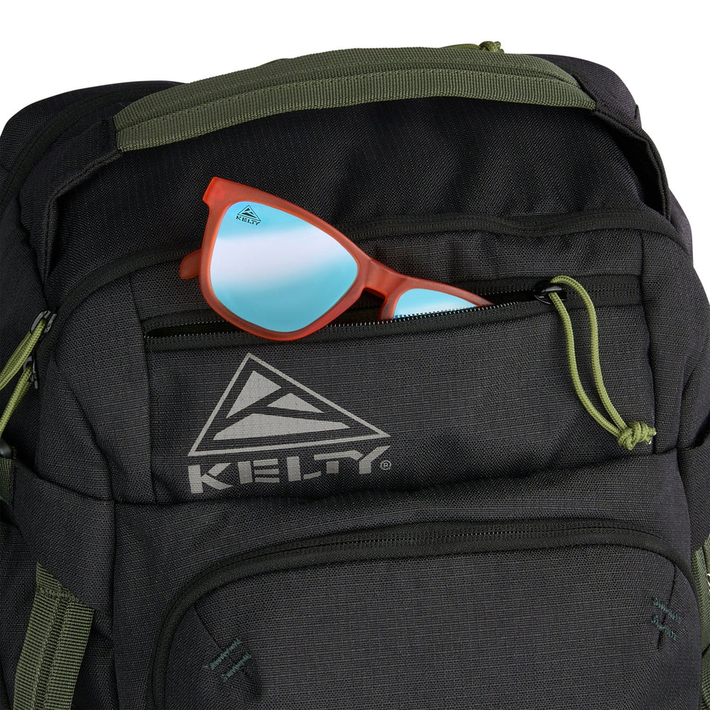 Redwing Traveler 30L Backpack - Black