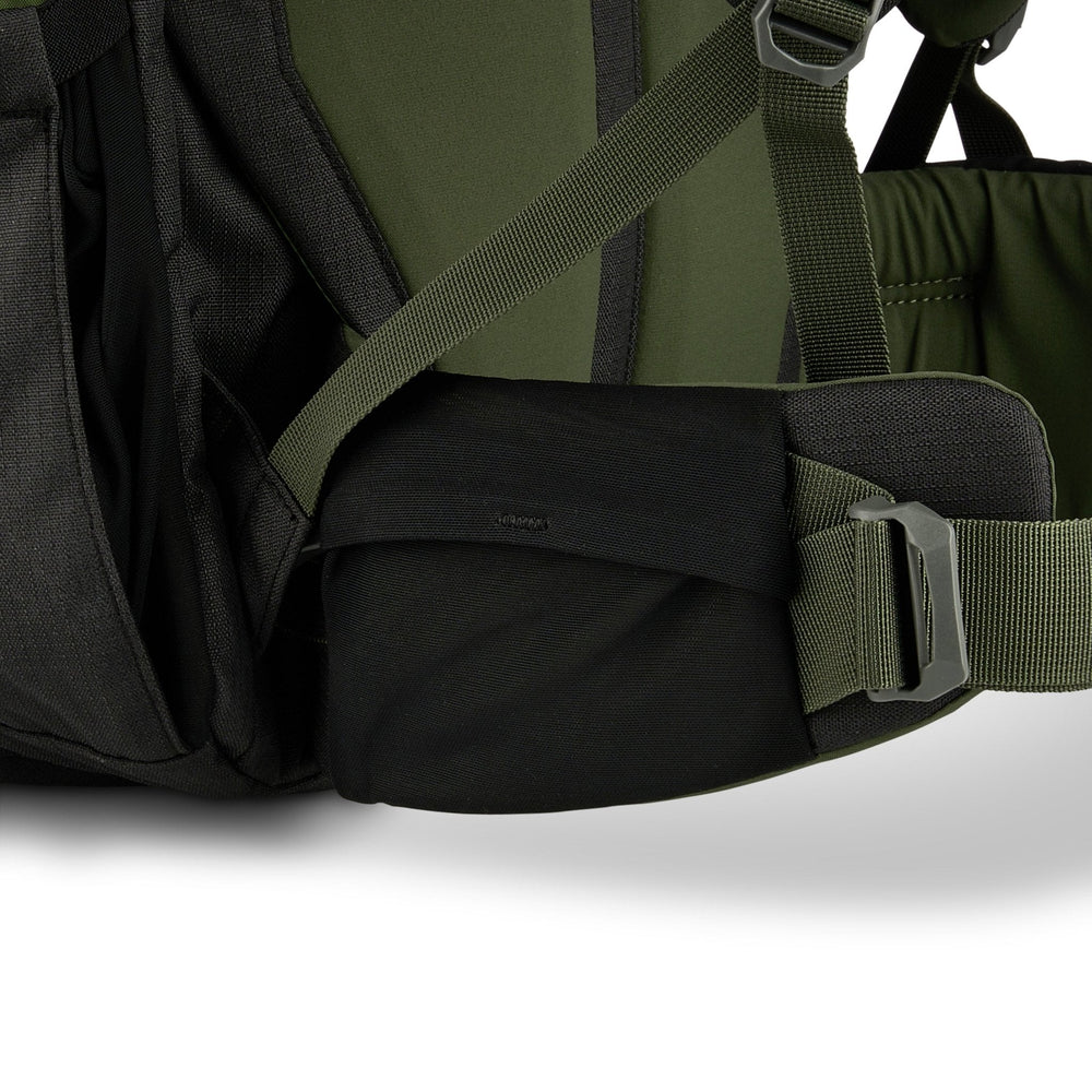 Redwing Traveler 50L Backpack - Black