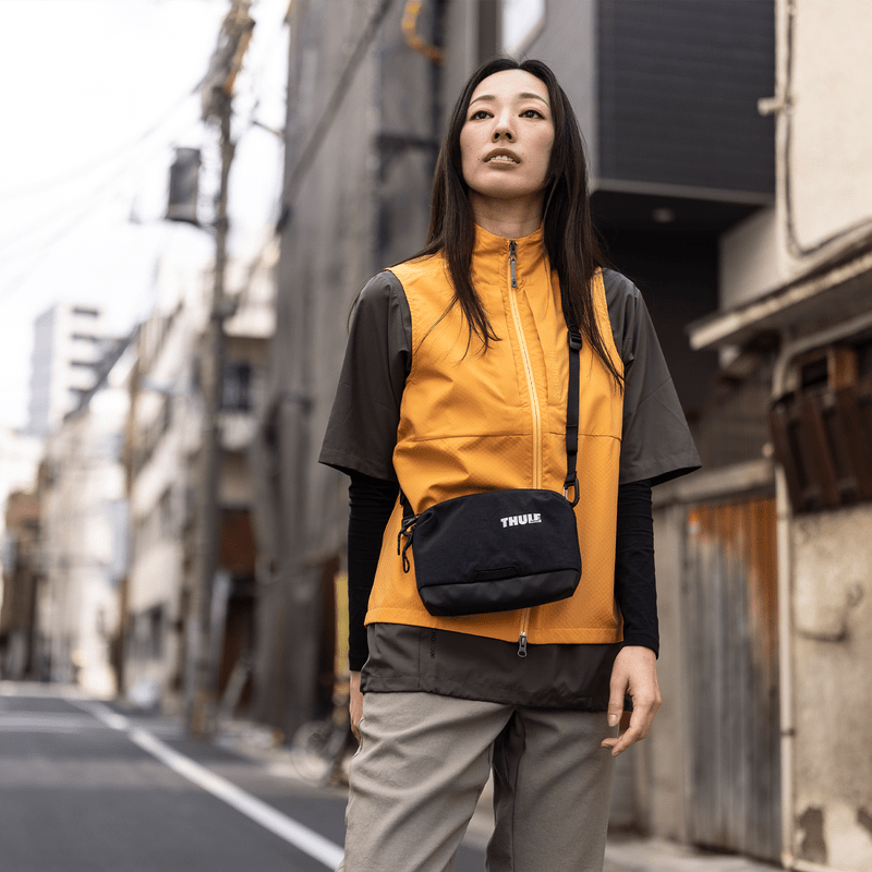 Thule Paramount Crossbody 2L - Gentle Beige