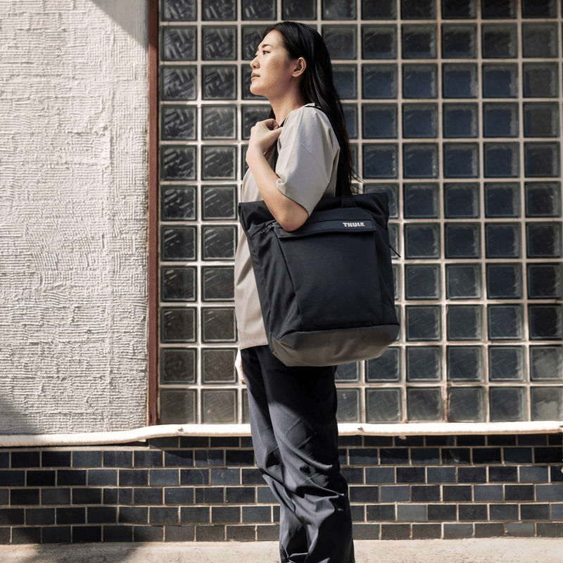 Thule Paramount Tote 22L - Gentle Beige