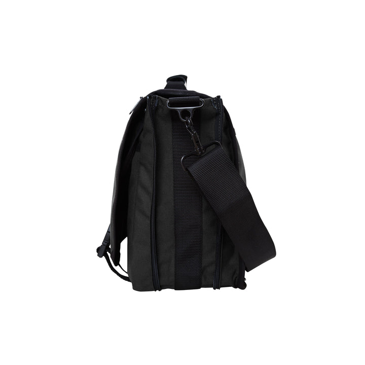 Manhattan Portage The Wallstreeter with Back Zipper