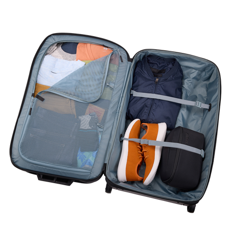 Thule Subterra 2 wheeled duffel black, oversized wheels and polycarbonate back panel