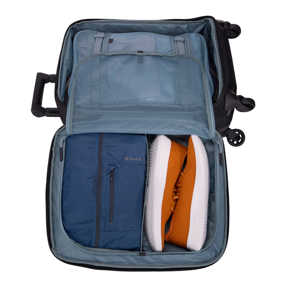 Thule Subterra 2 carry-on spinner black, back panel and quiet-rolling spinner wheels
