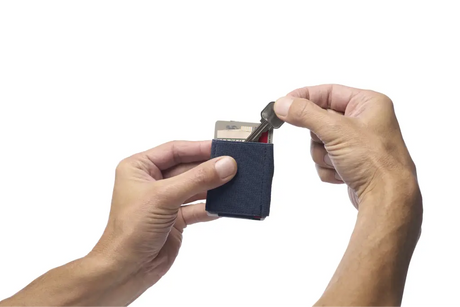 Nomatic Wallet Navy Leather Tab, detail view 8