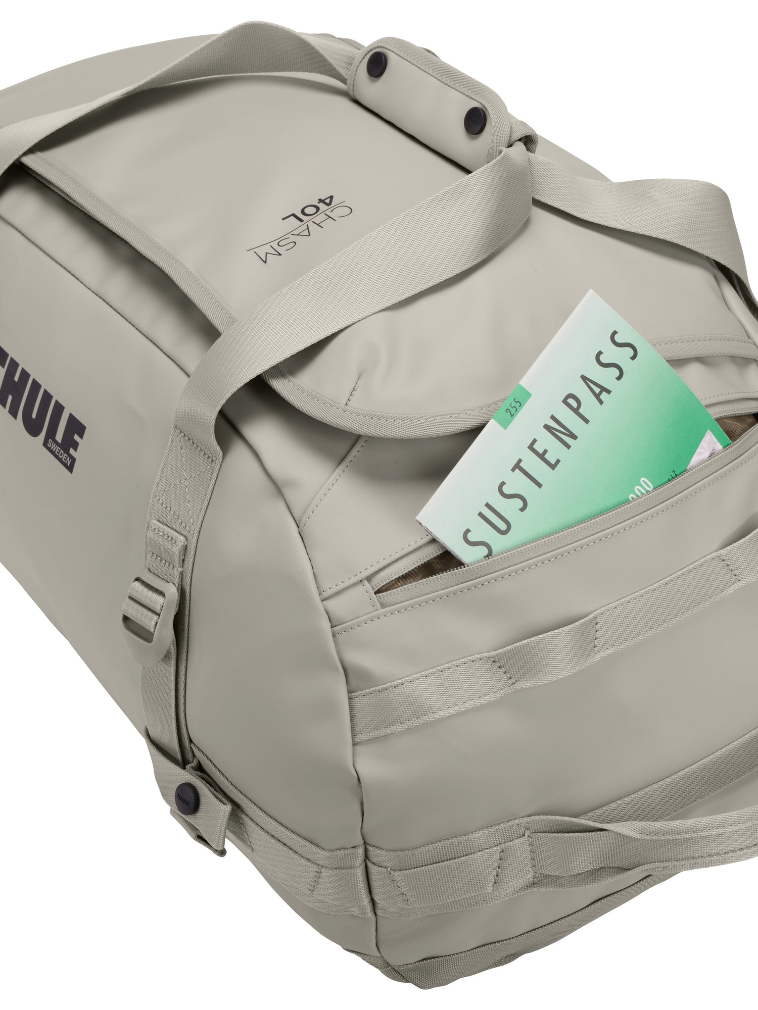 Thule Chasm Duffel 40L — Soft Sand