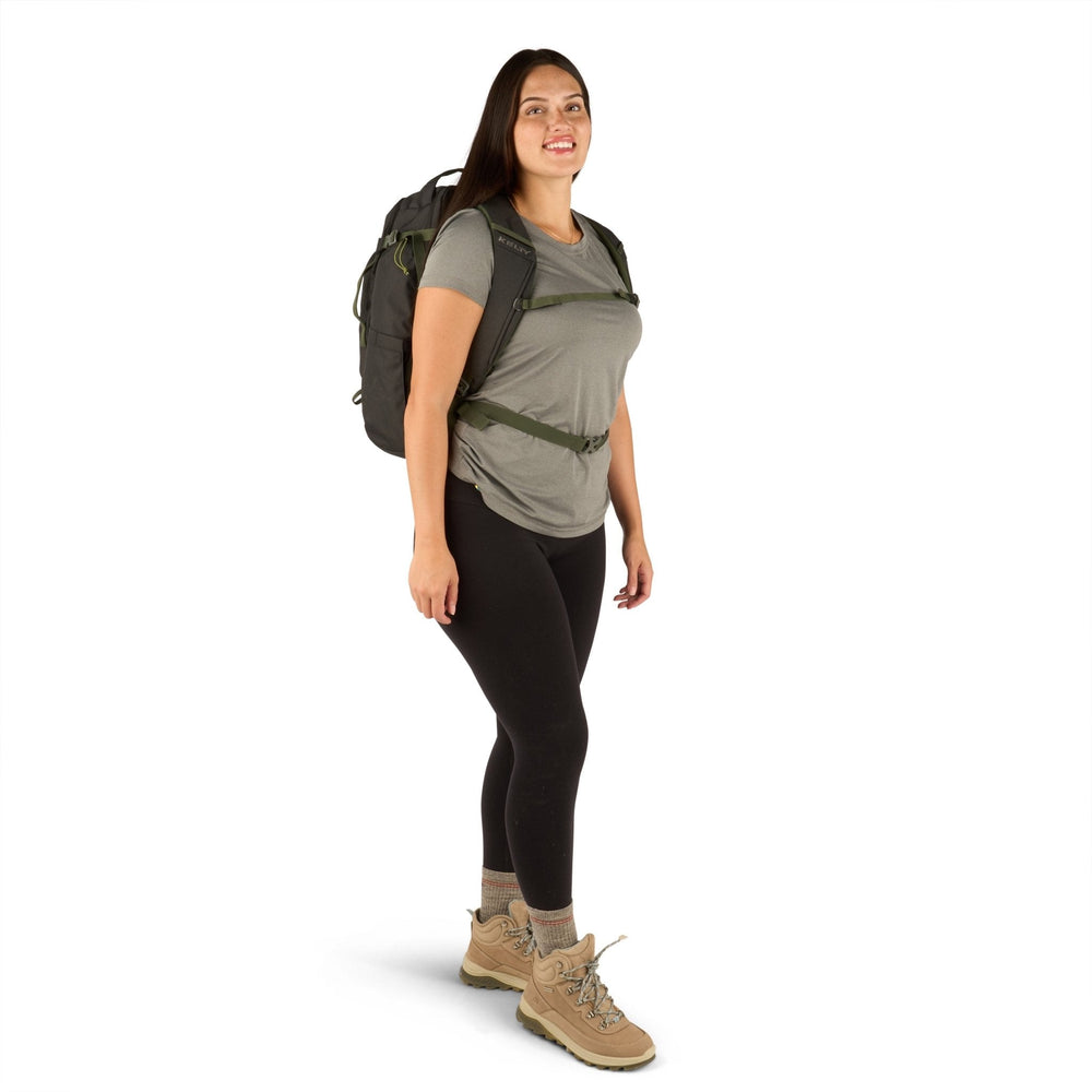 Redwing Traveler 30L Backpack - Black
