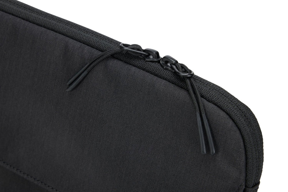 Thule Lithos Sleeve MacBook Air 15" - Black