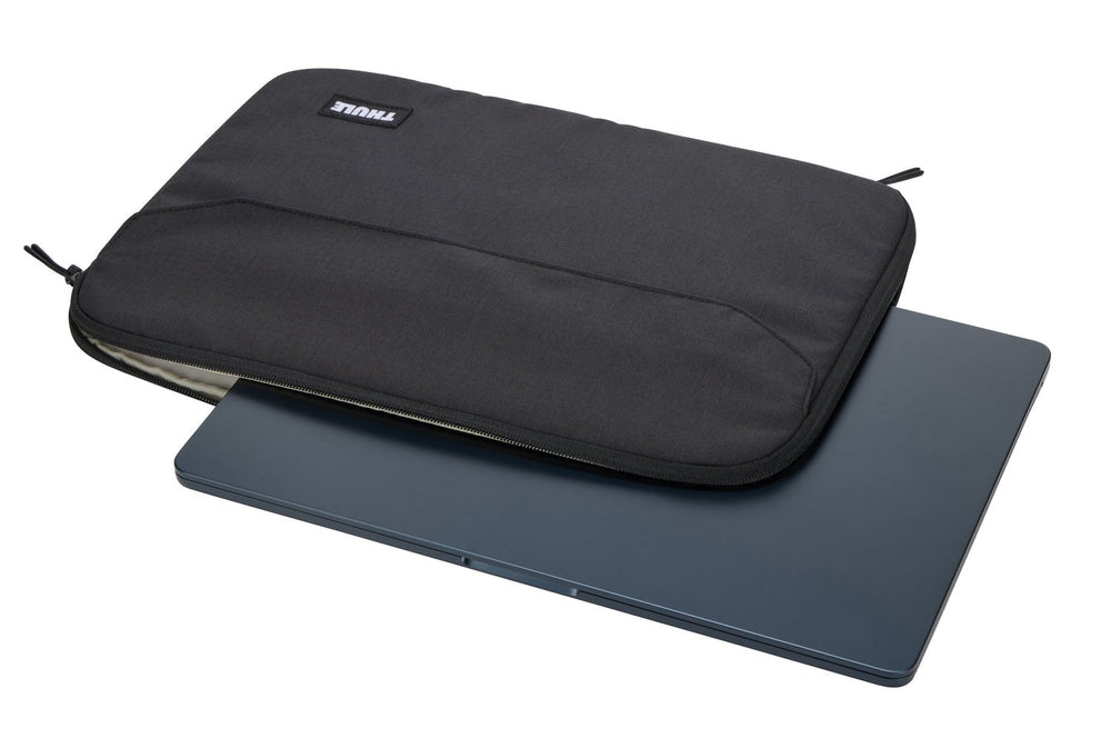 Thule Lithos Sleeve MacBook Air 15" - Black