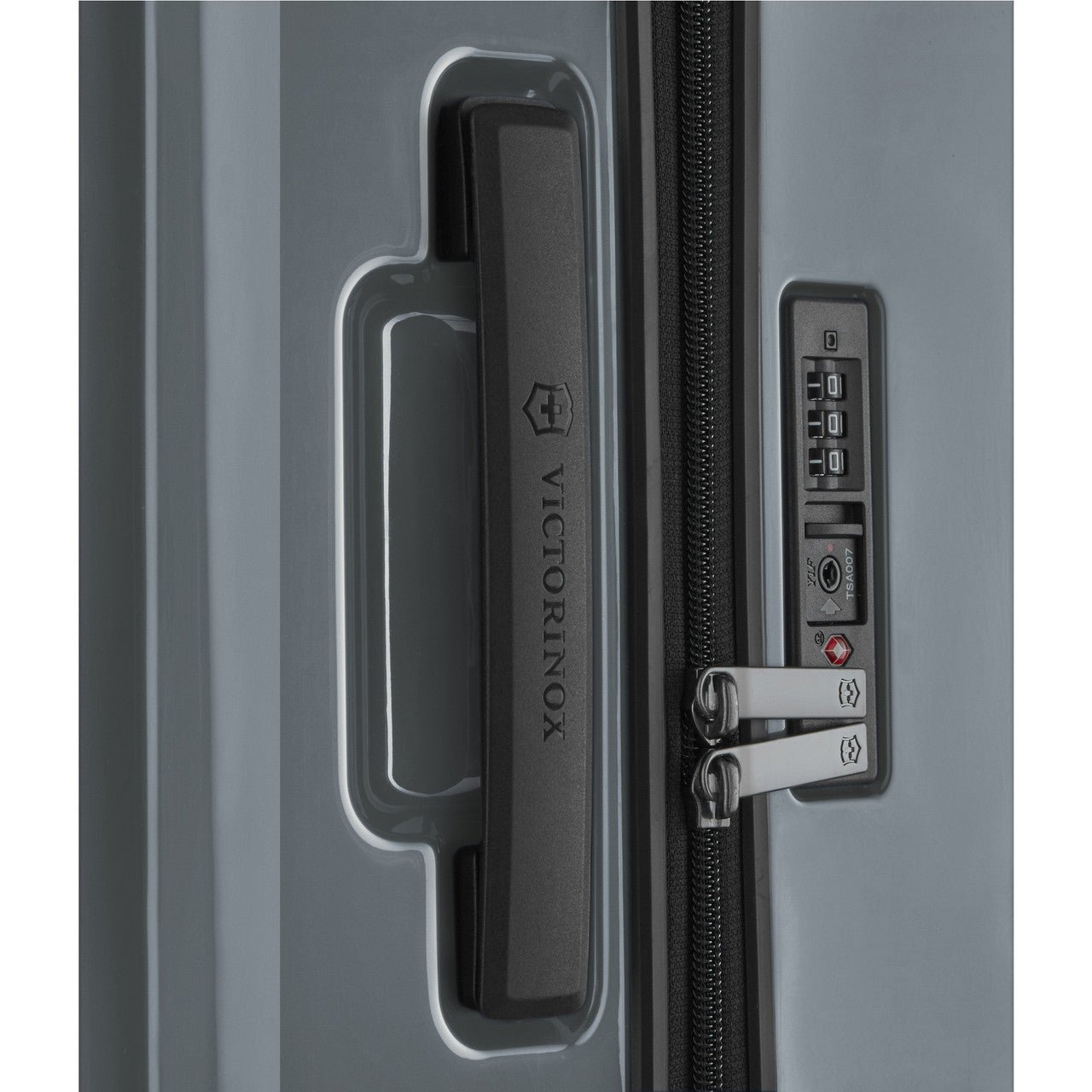 Victorinox Airox Ultra Light Polycarbonate Large Suitcase 98L